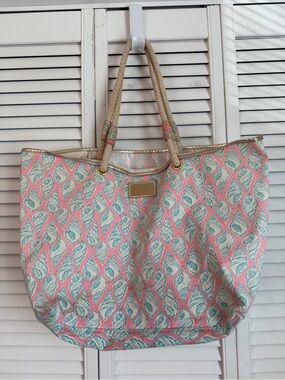 Lilly Pulitzer Let’s Cha Cha Shoreline Beach Tote Pink Bag 19” Large Vacation
